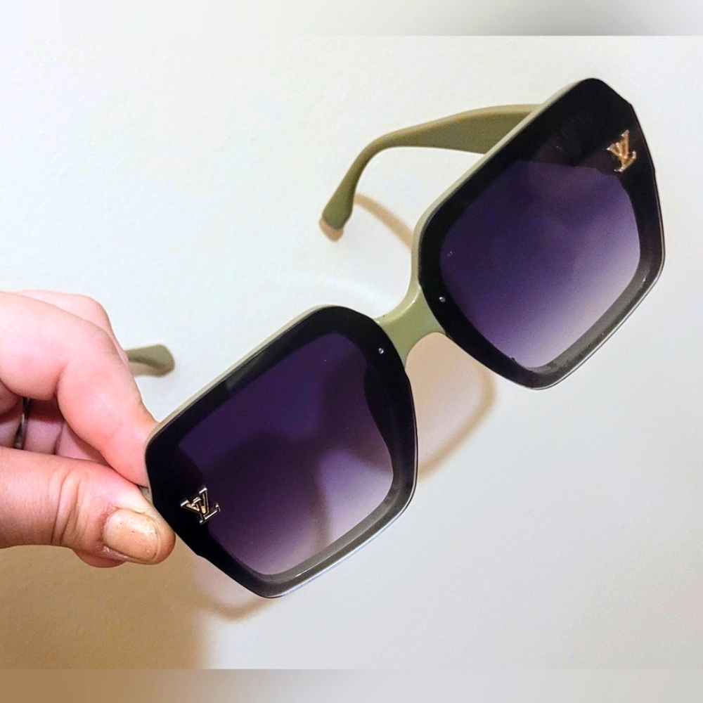 COPY - Louis Vuitton  Sunglasses *RARE*